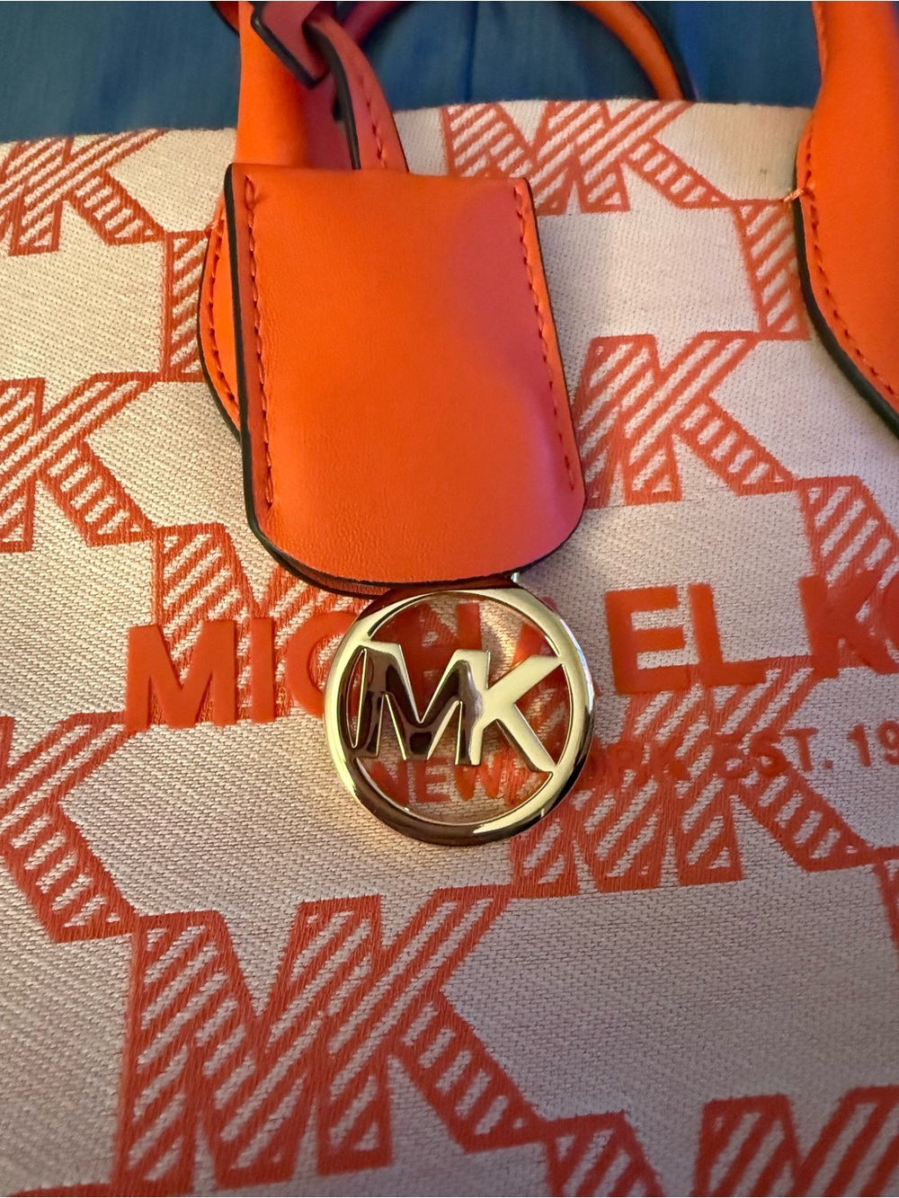 Michael Kors Orange and Cream MK Logo Handbag / Crossbody - Picture 3 of 6